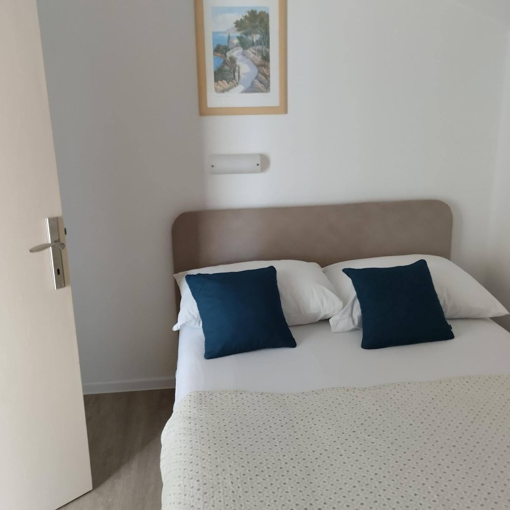 Apartmani Gero Lopar Eksteriør bilde