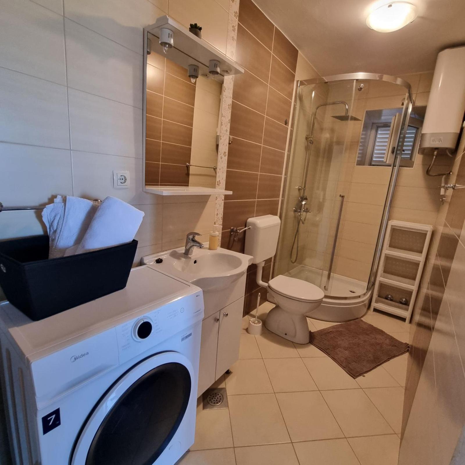 Apartmani Gero Lopar Eksteriør bilde